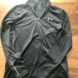 Gently Used Men’s Under Armour Pullover